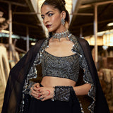 BLACK CAPE